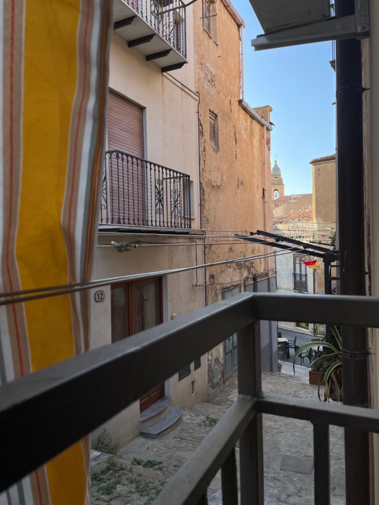 La Casa Nel Cortile Apartment Castelbuono  Exterior foto